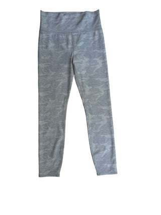 Women's M - Gray Camo Vuori Clean Elevation Leggings 25"