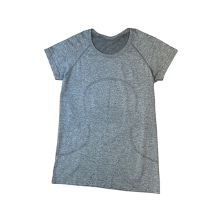 Women's 10 - Gray Lululemon Swiftly Tech Short Sleeve Crew