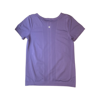 Women's 6 - Purple Lululemon Swiftly Tech Short Sleeve Crew *Relaxed