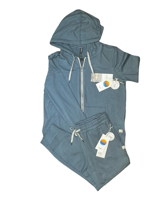 Women's S - NWT Blue Vuori Dreamknit Performance Halo Hoodie and Jogger Set