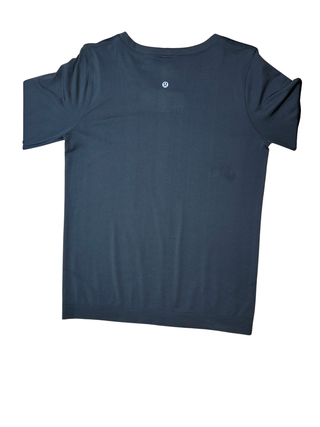 Women's 6 - Black Lululemon Swiftly Tech Long Sleeve *Relaxed