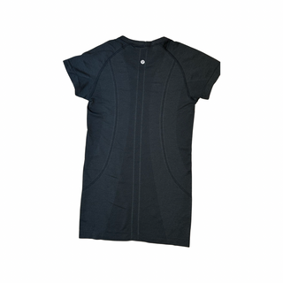 Women's 6 - Black Lululemon Swiftly Tech Short Sleeve Crew