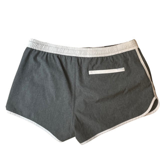 Women's M - Gray Vuori Short