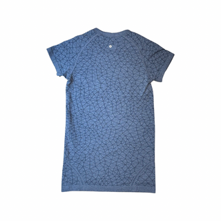 Women's 6 - Gray Lululemon Swiftly Tech Short Sleeve Crew