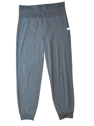Women's M - Green Vuori Daily Joggers 25"