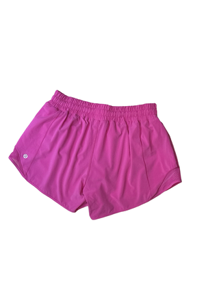 Women's 8 - Pink Lululemon Hotty Hot 2 Shorts