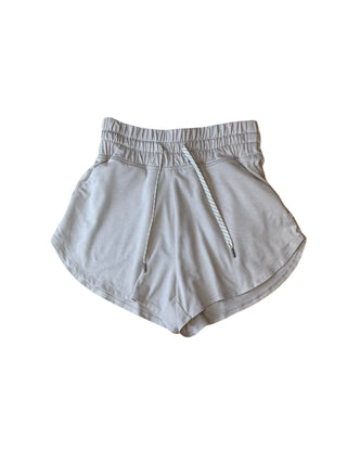 Women's XS - Cream Vuori Halo Performance Boyfriend Short