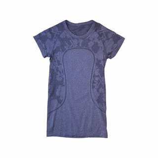 Women's 4 - Purple Patterned Lululemon Swiftly Tech Short Sleeve Crew