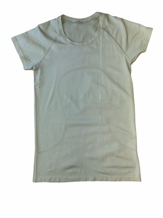 Women's 8 - Dew Green Lululemon Swiftly Tech Short Sleeve Crew