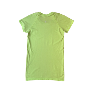 Women's 6 - Green Lululemon Swiftly Tech Short Sleeve Crew